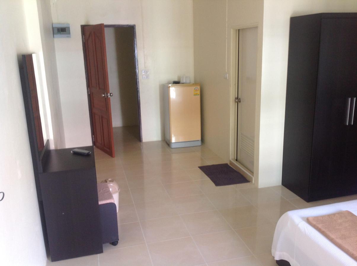 English Rose Guesthouse Pattaya Zewnętrze zdjęcie